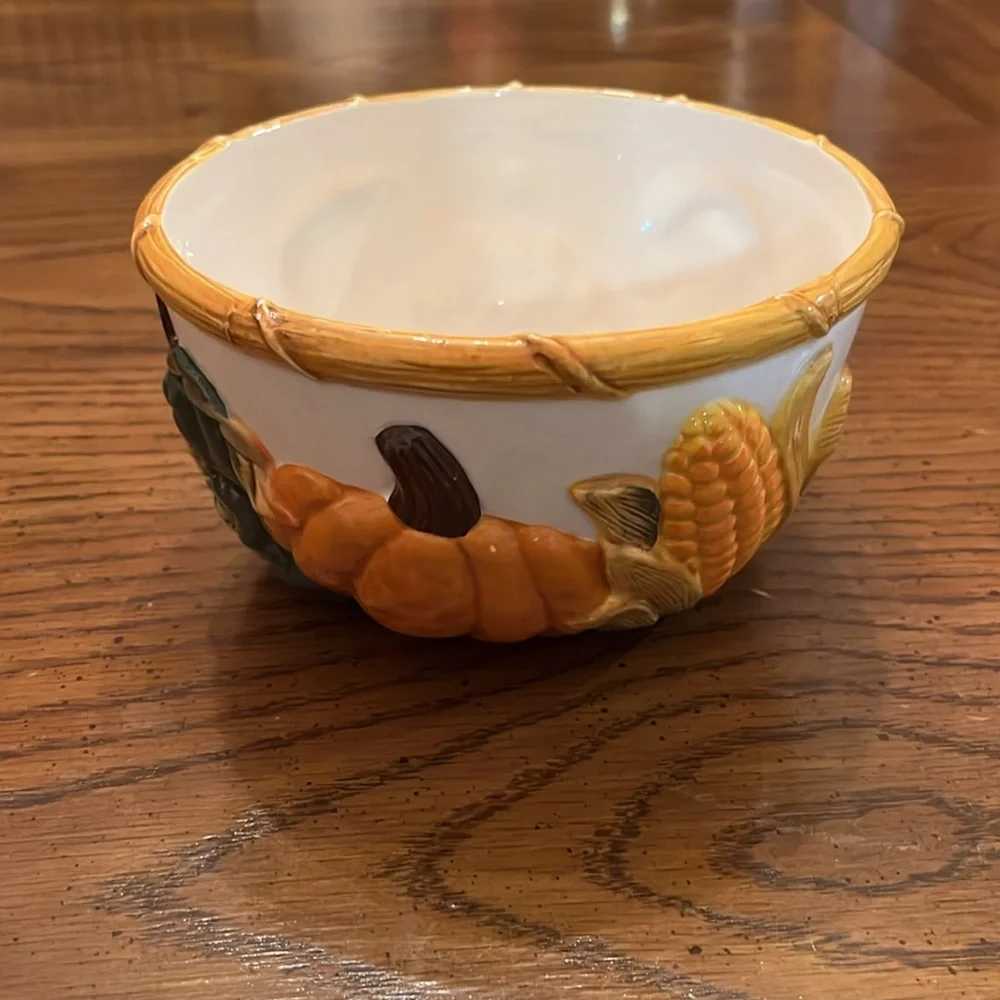 Fall Harvest Cooks‎ Club gravy dish and bowl